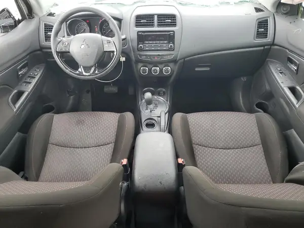 JA4AP3AU2HZ046725 2017 MITSUBISHI OUTLANDER - Image 8