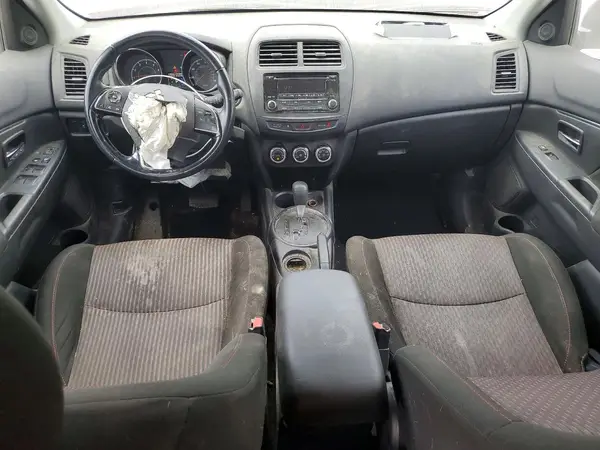 JA4AP3AU2HZ047440 2017 MITSUBISHI OUTLANDER - Image 8