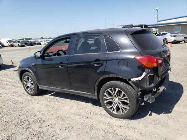 JA4AP3AU2HZ048216 2017 MITSUBISHI OUTLANDER - Image 2