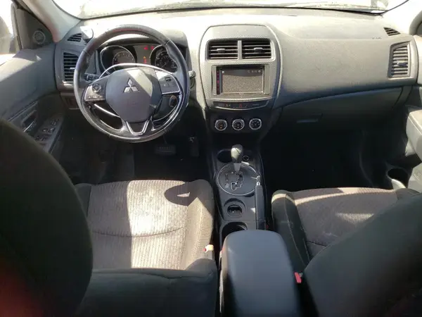 JA4AP3AU2HZ048216 2017 MITSUBISHI OUTLANDER - Image 8