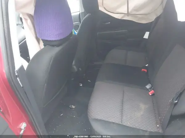 JA4AP3AU2HZ049429 2017 MITSUBISHI OUTLANDER - Image 8