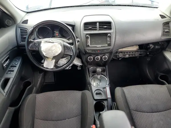 JA4AP3AU2HZ049852 2017 MITSUBISHI OUTLANDER - Image 8