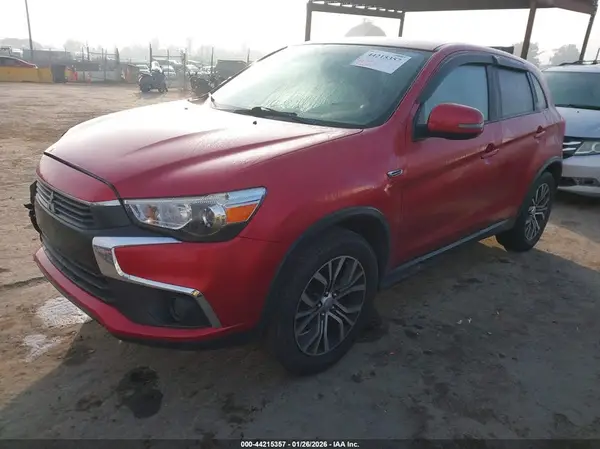 JA4AP3AU2HZ056655 2017 MITSUBISHI OUTLANDER - Image 2