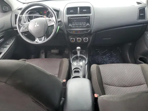 JA4AP3AU2HZ062164 2017 MITSUBISHI OUTLANDER - Image 8