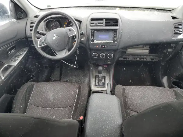 JA4AP3AU2JU003103 2018 MITSUBISHI OUTLANDER - Image 8