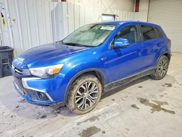 JA4AP3AU2JU004008 2018 MITSUBISHI OUTLANDER - Image 1