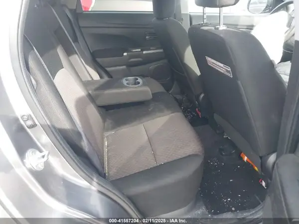 JA4AP3AU2JU004249 2018 MITSUBISHI OUTLANDER - Image 8
