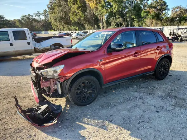 JA4AP3AU2JU004560 2018 MITSUBISHI OUTLANDER - Image 1