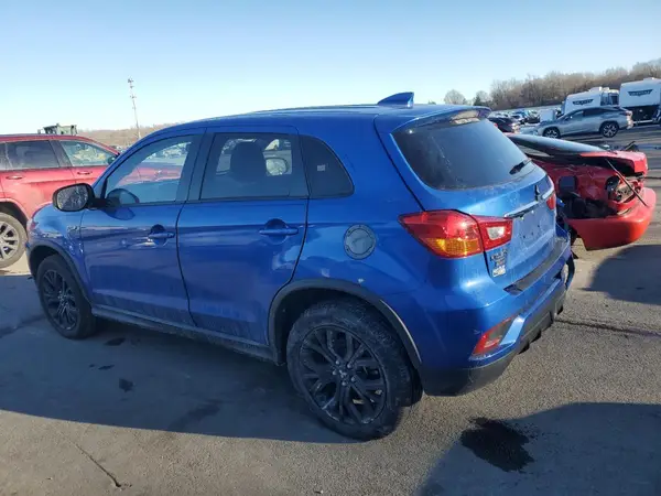 JA4AP3AU2JU006650 2018 MITSUBISHI OUTLANDER - Image 2