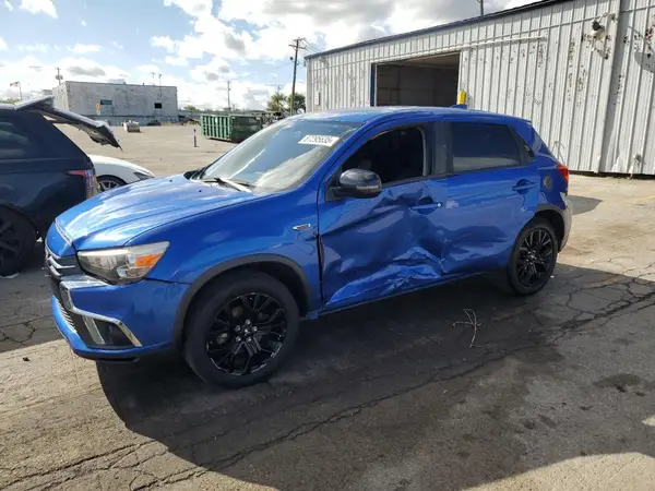 JA4AP3AU2JU008835 2018 MITSUBISHI OUTLANDER - Image 1