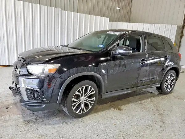 JA4AP3AU2JU017678 2018 MITSUBISHI OUTLANDER - Image 1