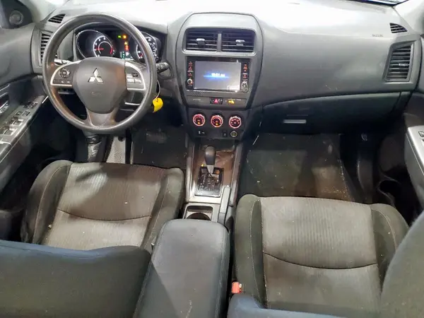 JA4AP3AU2JU017678 2018 MITSUBISHI OUTLANDER - Image 8