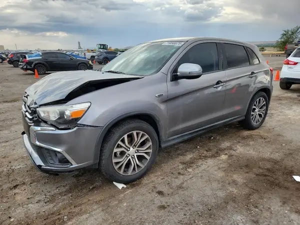 JA4AP3AU2JU018037 2018 MITSUBISHI OUTLANDER - Image 1