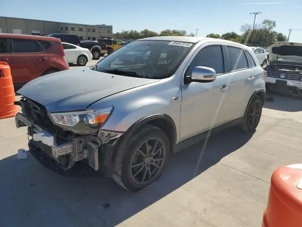JA4AP3AU2JU018166 2018 MITSUBISHI OUTLANDER - Image 1