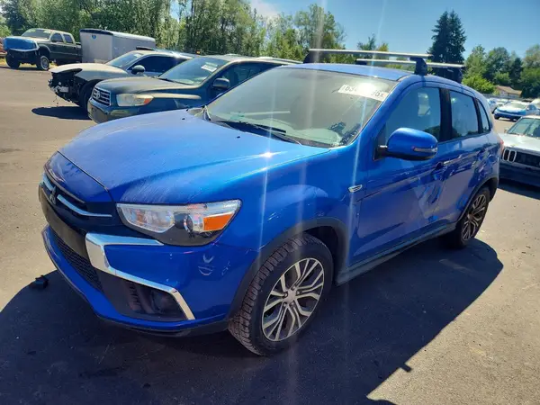 JA4AP3AU2JU020466 2018 MITSUBISHI OUTLANDER - Image 1