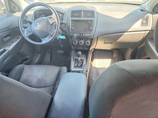 JA4AP3AU2JU020466 2018 MITSUBISHI OUTLANDER - Image 8
