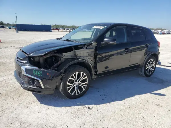 JA4AP3AU2JU023903 2018 MITSUBISHI OUTLANDER - Image 1