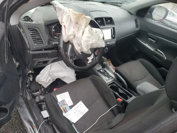 JA4AP3AU2JU024114 2018 MITSUBISHI OUTLANDER - Image 8