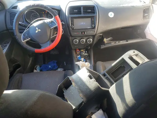 JA4AP3AU2JZ006859 2018 MITSUBISHI OUTLANDER - Image 8