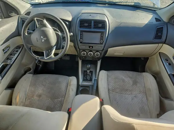 JA4AP3AU2JZ012175 2018 MITSUBISHI OUTLANDER - Image 8