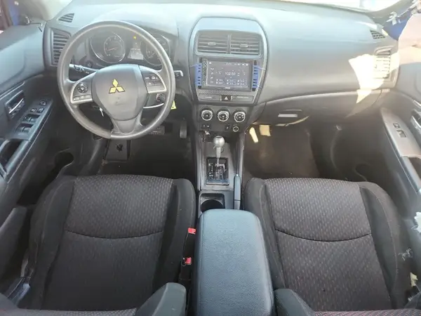 JA4AP3AU2JZ026397 2018 MITSUBISHI OUTLANDER - Image 8
