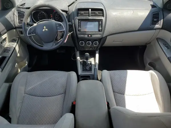JA4AP3AU2KU002681 2019 MITSUBISHI OUTLANDER - Image 8