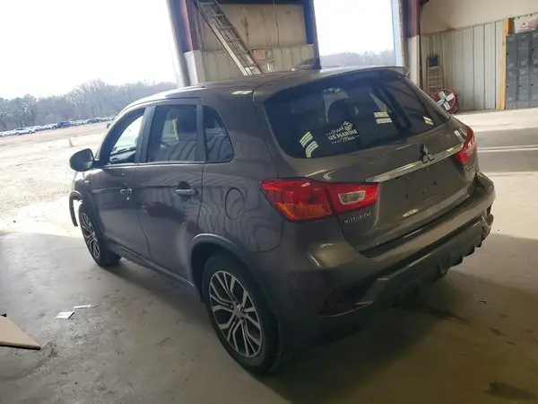 JA4AP3AU2KU005595 2019 MITSUBISHI OUTLANDER - Image 2