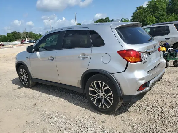 JA4AP3AU2KU006858 2019 MITSUBISHI OUTLANDER - Image 2