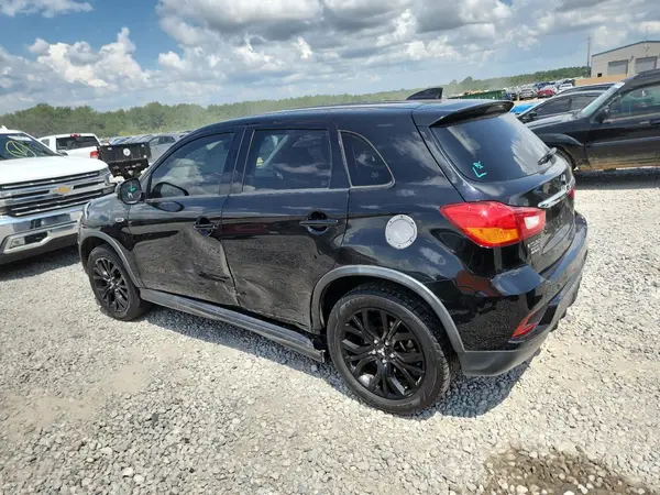 JA4AP3AU2KU009596 2019 MITSUBISHI OUTLANDER - Image 2