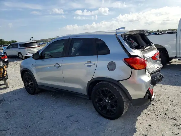 JA4AP3AU2KU012286 2019 MITSUBISHI OUTLANDER - Image 2