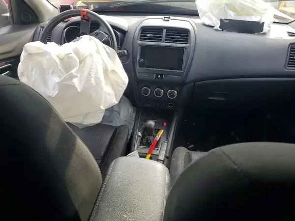 JA4AP3AU2KU014443 2019 MITSUBISHI OUTLANDER - Image 8