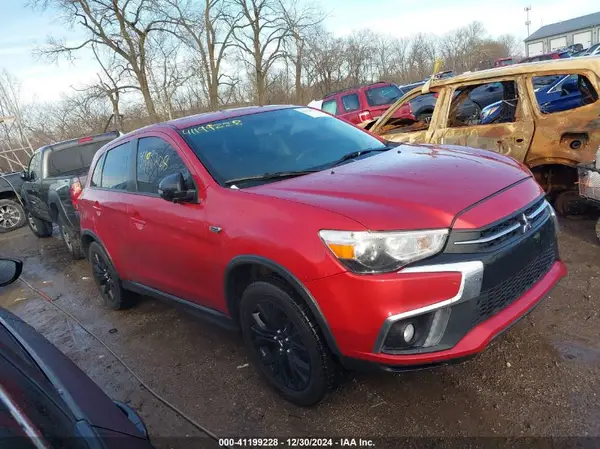 JA4AP3AU2KU014698 2019 MITSUBISHI OUTLANDER - Image 1