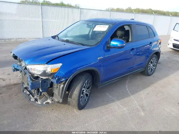 JA4AP3AU2KU018380 2019 MITSUBISHI OUTLANDER - Image 2