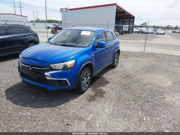 JA4AP3AU2KU020601 2019 MITSUBISHI OUTLANDER - Image 2