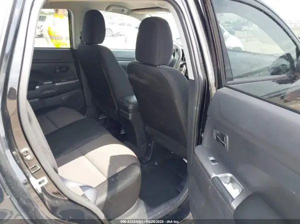 JA4AP3AU2KU020954 2019 MITSUBISHI OUTLANDER - Image 8