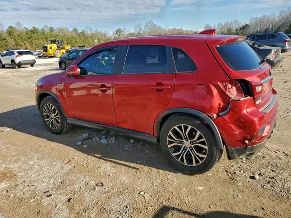 JA4AP3AU2KU023501 2019 MITSUBISHI OUTLANDER - Image 2