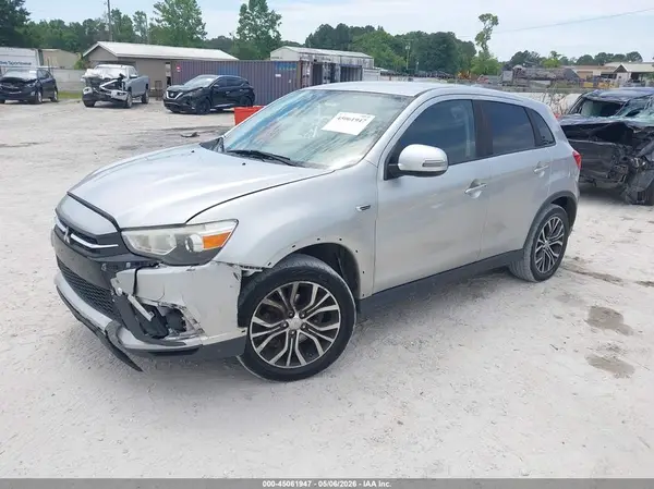 JA4AP3AU2KU028200 2019 MITSUBISHI OUTLANDER - Image 2
