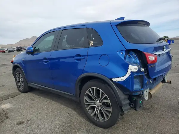 JA4AP3AU2KU028777 2019 MITSUBISHI OUTLANDER - Image 2