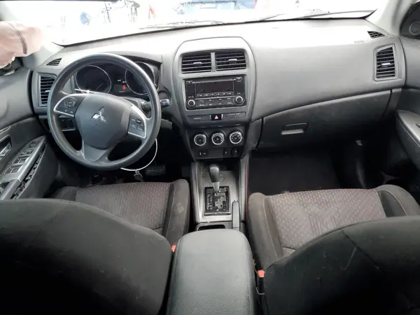 JA4AP3AU2KU031906 2019 MITSUBISHI OUTLANDER - Image 8