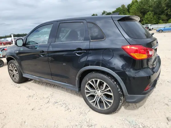 JA4AP3AU2KU032750 2019 MITSUBISHI OUTLANDER - Image 2