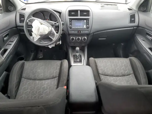 JA4AP3AU2LU008918 2020 MITSUBISHI OUTLANDER - Image 8