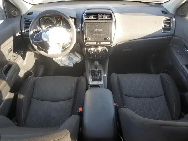JA4AP3AU2LU009129 2020 MITSUBISHI OUTLANDER - Image 8