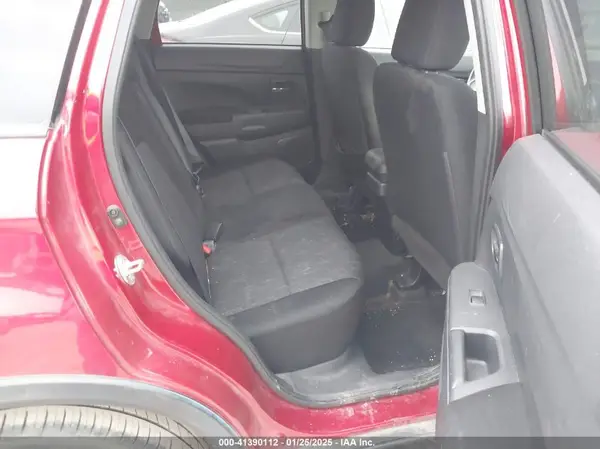 JA4AP3AU2LU021281 2020 MITSUBISHI OUTLANDER - Image 8
