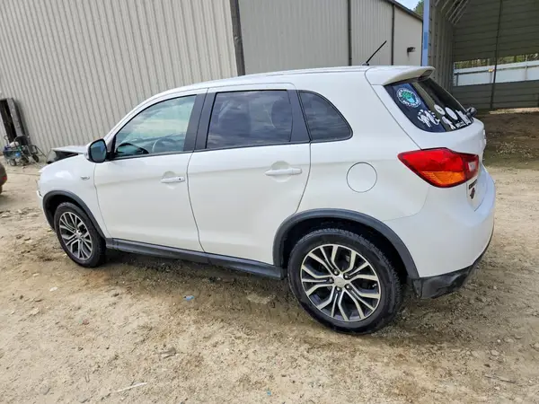 JA4AP3AU3GZ027373 2016 MITSUBISHI OUTLANDER - Image 2