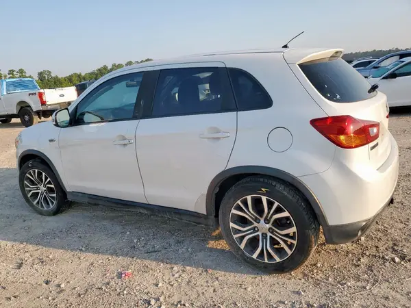 JA4AP3AU3GZ064696 2016 MITSUBISHI OUTLANDER - Image 2