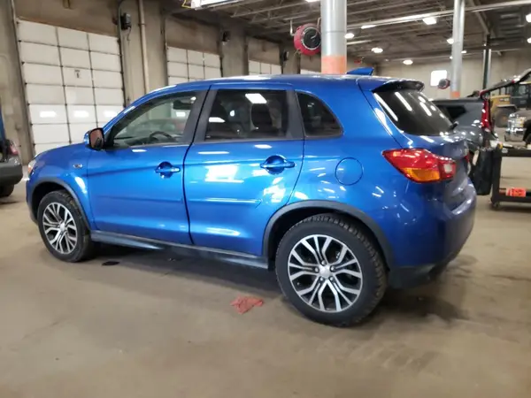 JA4AP3AU3HZ003642 2017 MITSUBISHI OUTLANDER - Image 2