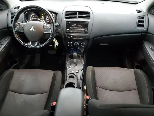 JA4AP3AU3HZ007948 2017 MITSUBISHI OUTLANDER - Image 8