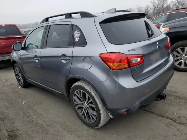 JA4AP3AU3HZ010087 2017 MITSUBISHI OUTLANDER - Image 2