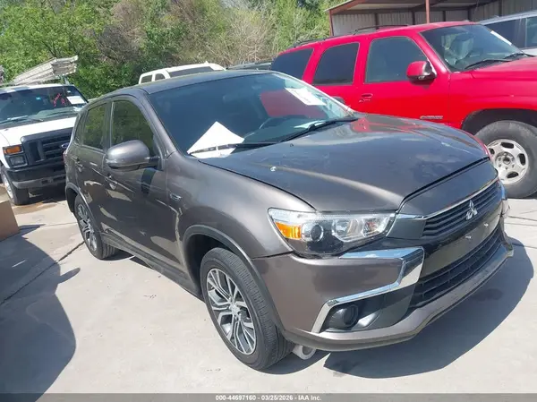 JA4AP3AU3HZ025303 2017 MITSUBISHI OUTLANDER - Image 1