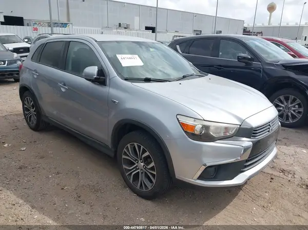 JA4AP3AU3HZ027181 2017 MITSUBISHI OUTLANDER - Image 1